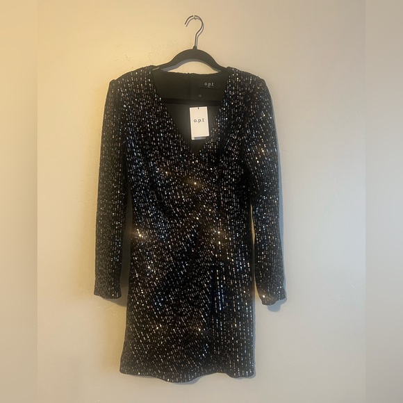 NWT O.P.T. Anthropologie Black Luna Velvet Sequin Elegant Wrap‎ Dress Size M - Picture 3 of 9